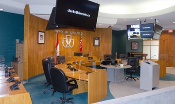 The Town of Lincoln's council chambers.